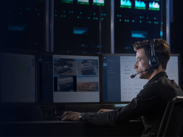 大疆司空 無人機綜合在線管理平臺 進階版 政企版,全面掌控無人機作業(yè),大疆司空提供實時任務(wù)管理，飛行數(shù)據(jù)同步，設(shè)備與團隊管理功能，行業(yè)無人機的“飛行經(jīng)理”可以實時管控無人機與飛手團隊的作業(yè)情況，滿足全球行業(yè)無人機的高速發(fā)展以及相關(guān)作業(yè)管理需求。