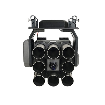 無(wú)人機(jī)煙霧催淚彈發(fā)射器適配大疆M600如風(fēng)等防暴反恐維穩(wěn)利器,反恐防暴 戰(zhàn)術(shù)配合 維穩(wěn)利器,本發(fā)射器產(chǎn)品可適用于無(wú)人機(jī)安防以及救援等多個(gè)領(lǐng)域。可掛載標(biāo)準(zhǔn)38mm 八枚彈藥，可選配催淚彈、爆震彈、煙霧彈、閃光彈、炫目彈等。